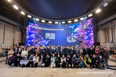 的焦点一直是对“人”的关心取对文化根脉的苦